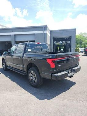 2025 Ford F-150 Lightning LARIAT