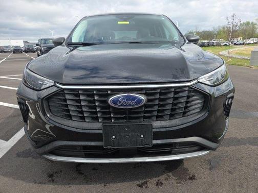 Black Metallic 2023 Ford Escape Active
