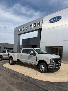 Avalanche 2026 Ford F-350 Lariat Super Duty