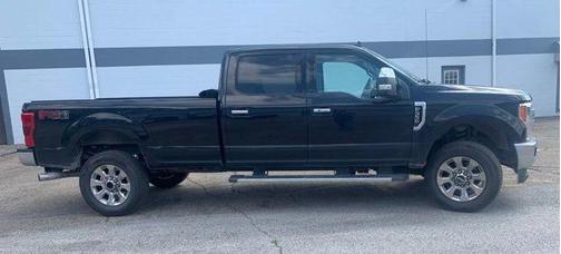 Black Metallic 2019 Ford F-350 Lariat Super Duty