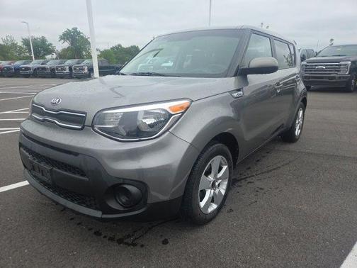 Titanium Gray 2017 Kia Soul Base