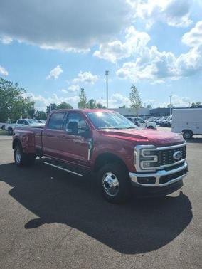 2025 Ford F-350 Lariat Super Duty