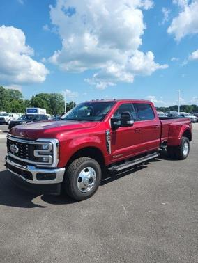 2025 Ford F-350 Lariat Super Duty