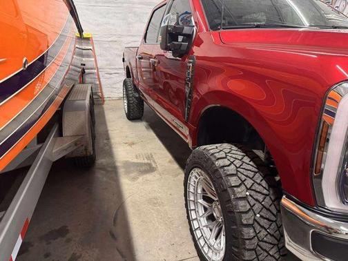 2024 Ford F-350 Lariat Super Duty