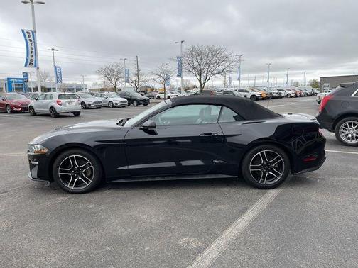 2022 Ford Mustang EcoBoost Premium