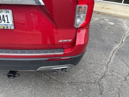 Red Metallic 2022 Ford Explorer Platinum