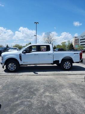 2025 Ford F-350 Lariat Super Duty