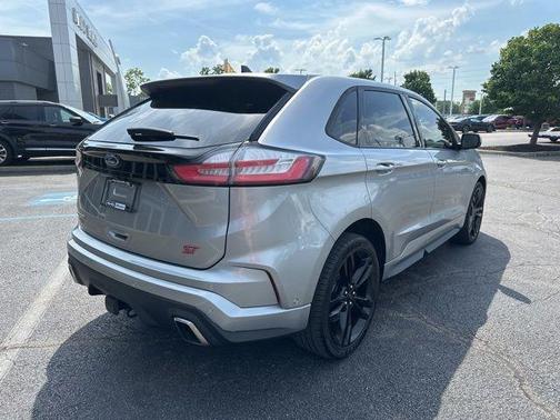 2020 Ford Edge ST