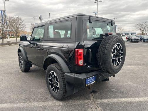 2021 Ford Bronco Base