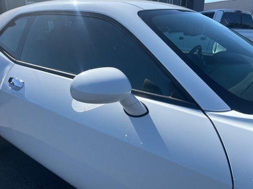 2014 Dodge Challenger SXT