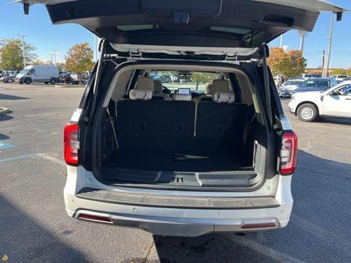 2024 Ford Expedition Platinum