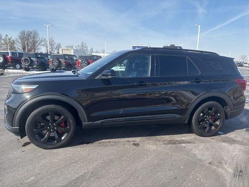 2023 Ford Explorer ST