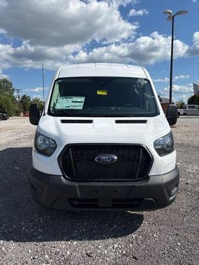 2025 Ford Transit-250 148 WB Medium Roof Cargo