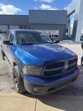 2016 RAM 1500 SLT