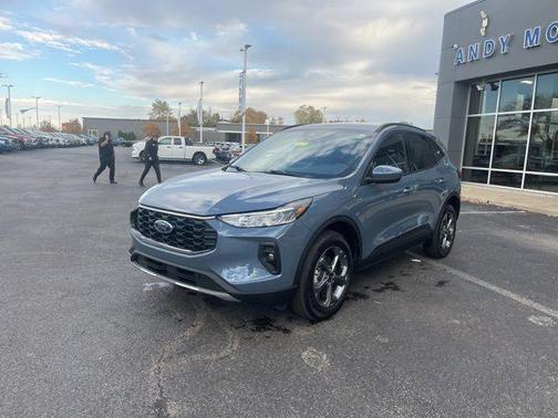 2025 Ford Escape ST-Line Select