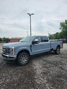 2025 Ford F-350 Lariat Super Duty