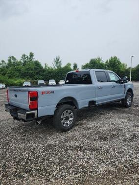 2025 Ford F-350 Lariat Super Duty