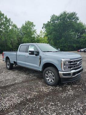 2025 Ford F-350 Lariat Super Duty
