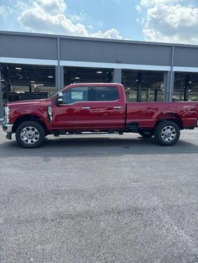 2025 Ford F-350 Lariat Super Duty