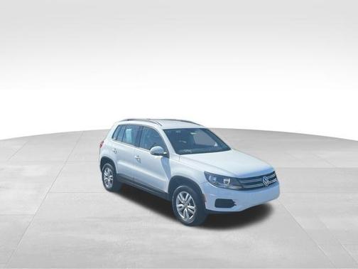 2016 Volkswagen Tiguan S