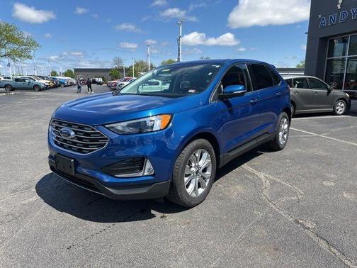 2024 Ford Edge Titanium