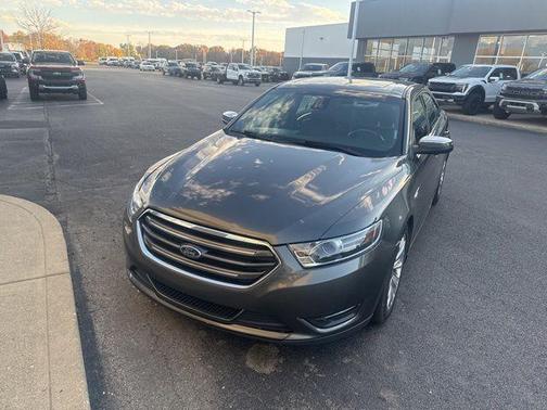 2017 Ford Taurus Limited