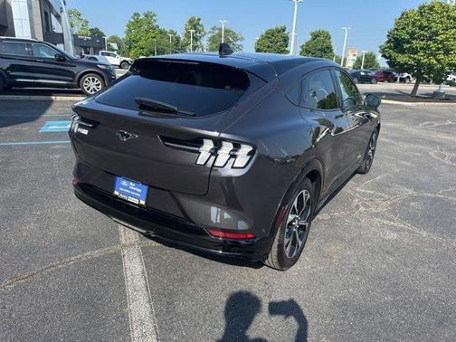 2022 Ford Mustang Mach-E Premium