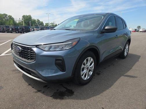 Vapor Blue 2023 Ford Escape Active