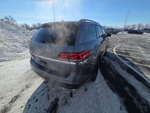 2022 Volkswagen Atlas 2.0T SE w/Technology