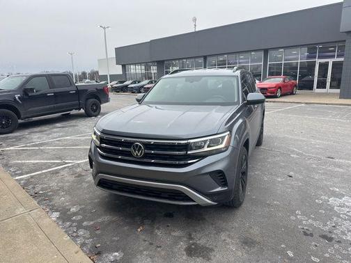 2022 Volkswagen Atlas 2.0T SE w/Technology