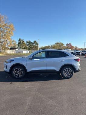 2026 Ford Escape Base