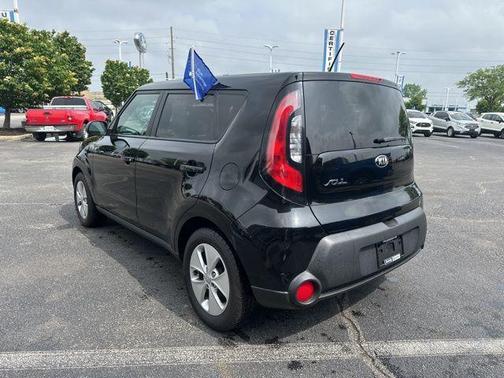 2016 Kia Soul Base