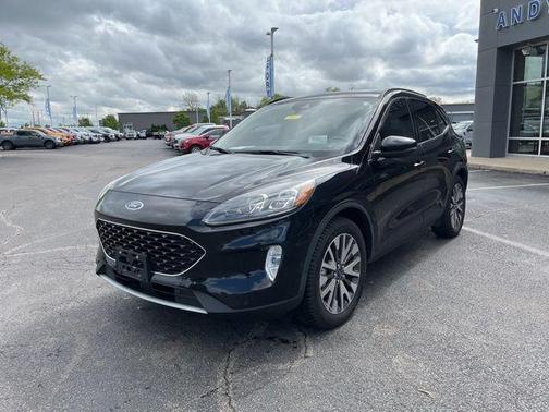2020 Ford Escape Titanium Hybrid