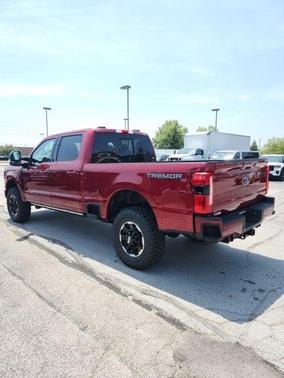 2025 Ford F-350 Lariat Super Duty