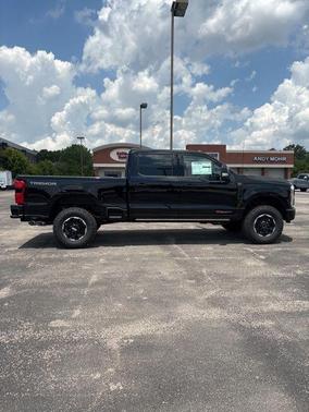 2025 Ford F-350 Lariat Super Duty