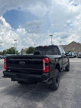 2025 Ford F-350 Lariat Super Duty