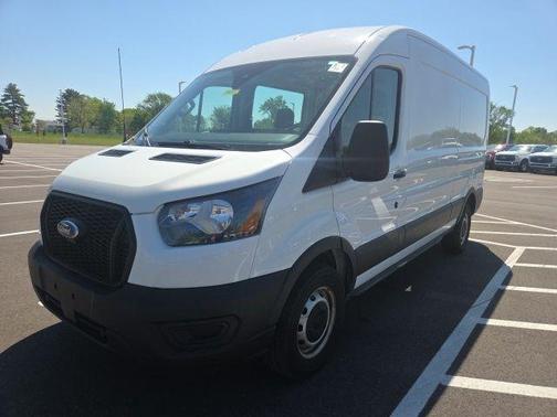Oxford White 2022 Ford Transit-250 Base