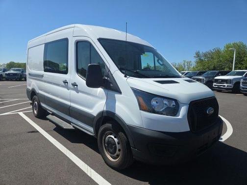 Oxford White 2022 Ford Transit-250 Base