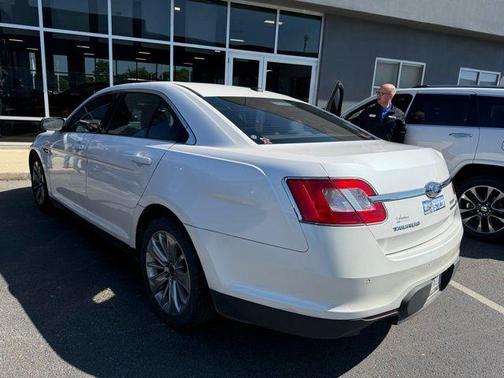 2011 Ford Taurus Limited