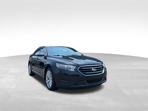 2015 Ford Taurus Limited