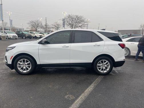 2022 Chevrolet Equinox LS