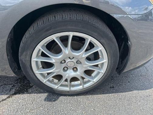 2009 Toyota Camry Hybrid Base (E-CVT)