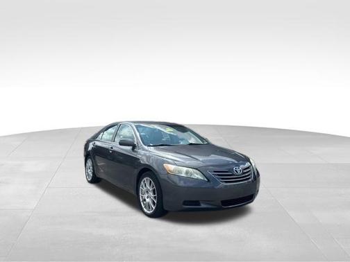 2009 Toyota Camry Hybrid Base (E-CVT)