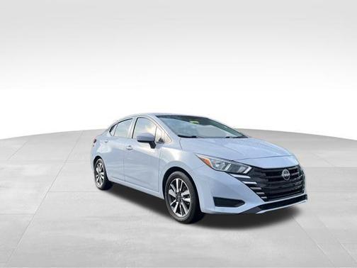 2023 Nissan Versa 1.6 SV