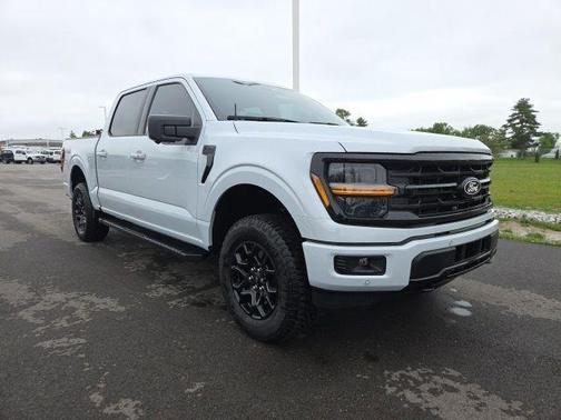 White Metallic 2025 Ford F-150 XLT