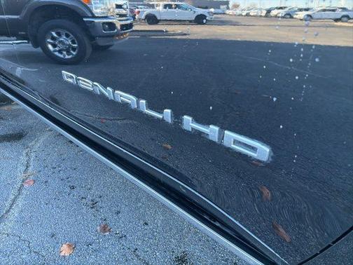 2024 GMC Sierra 2500 Denali
