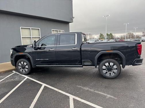 2024 GMC Sierra 2500 Denali