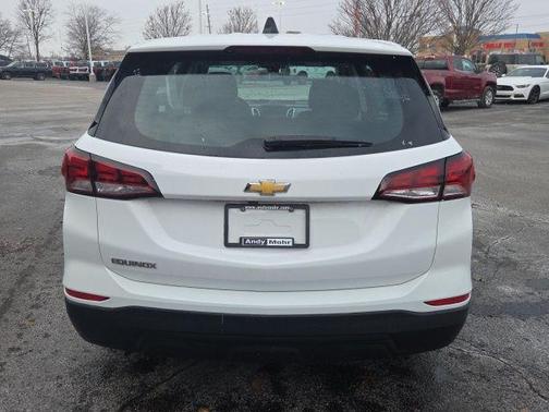 2022 Chevrolet Equinox LS