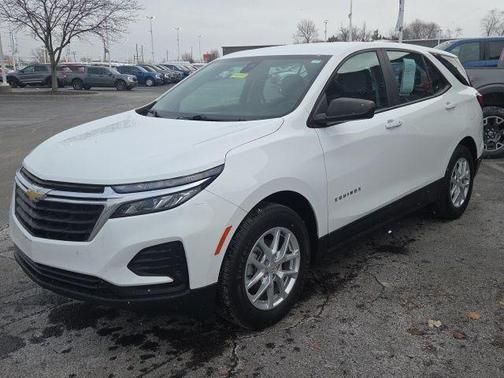 2022 Chevrolet Equinox LS