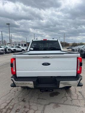 2025 Ford F-350 Lariat Super Duty